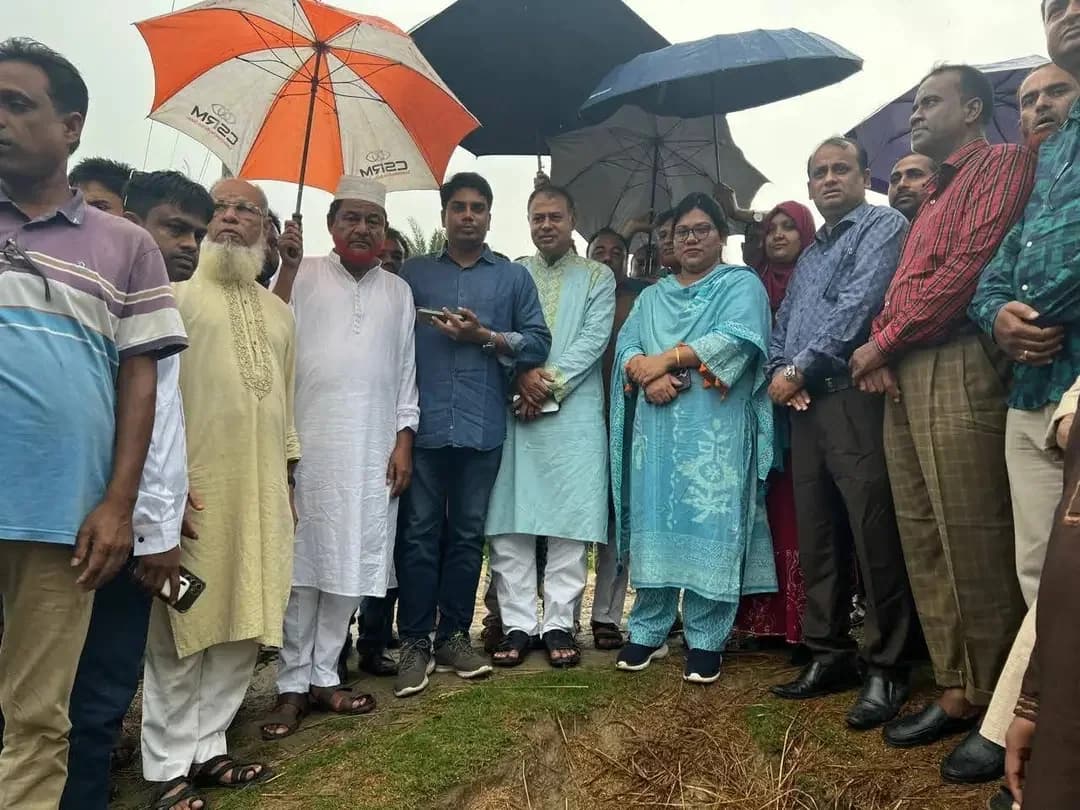 ফুলপুরে জারুল খাল পুনঃখনন কাজ পরিদর্শন